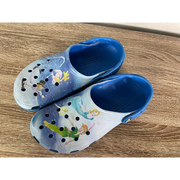 Crocs x Disney Peter Pan Clogs Blue Tinker Bell Lost Boys Collab Men 7 W 9 - Picture 7 of 10